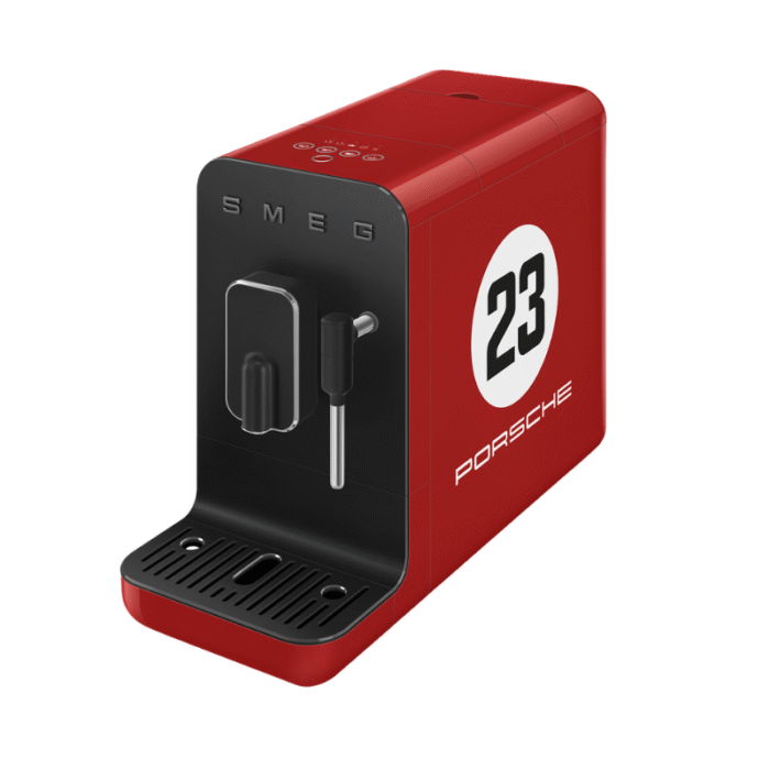 Machine à café à grains Smeg x Porsche Design BCC12917EU